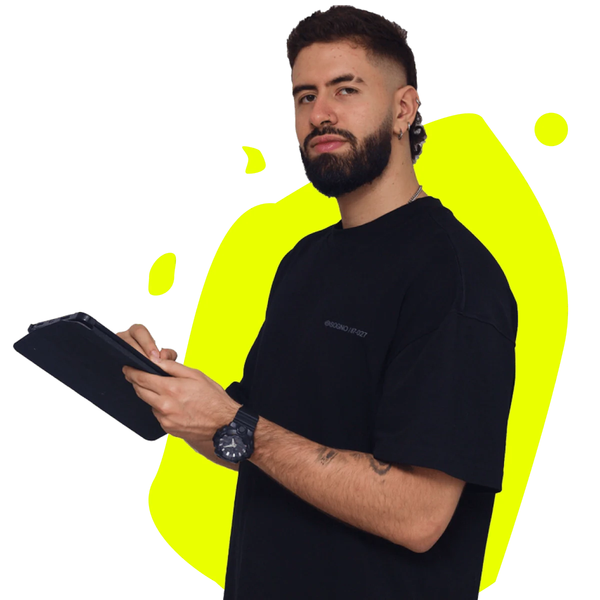 Juan Esteban Vásquez, a quien puedes escribir por correo o por WhatsApp